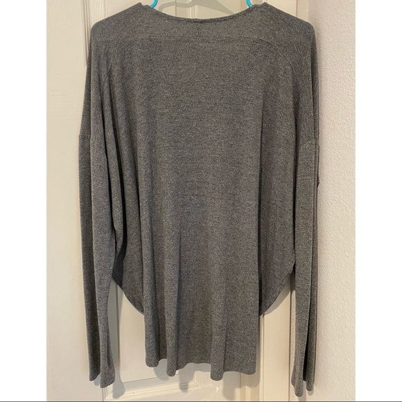 Jolie light heathered-grey top with front knot - Picture 6 of 8